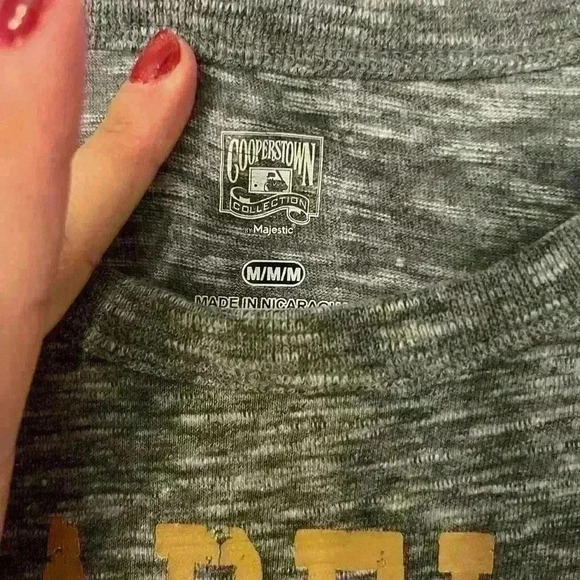 MLB Phillies T-shirt Cooperston collection - Picture 5 of 6